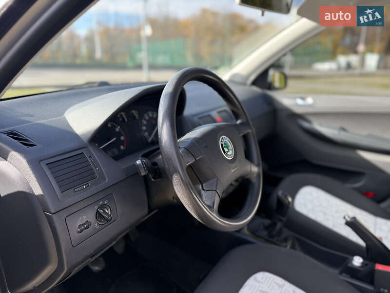 Универсал Skoda Fabia 2004 в Харькове