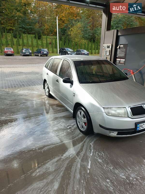 Універсал Skoda Fabia 2002 в Бібрці