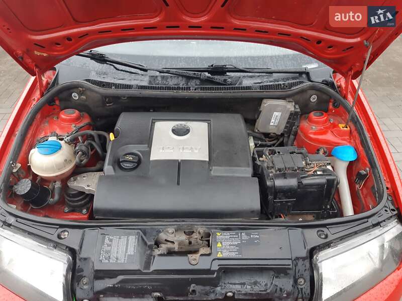 Хэтчбек Skoda Fabia 2006 в Чернигове