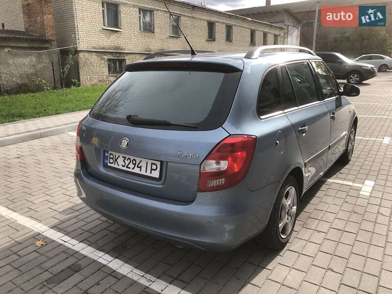 Універсал Skoda Fabia 2008 в Дубні