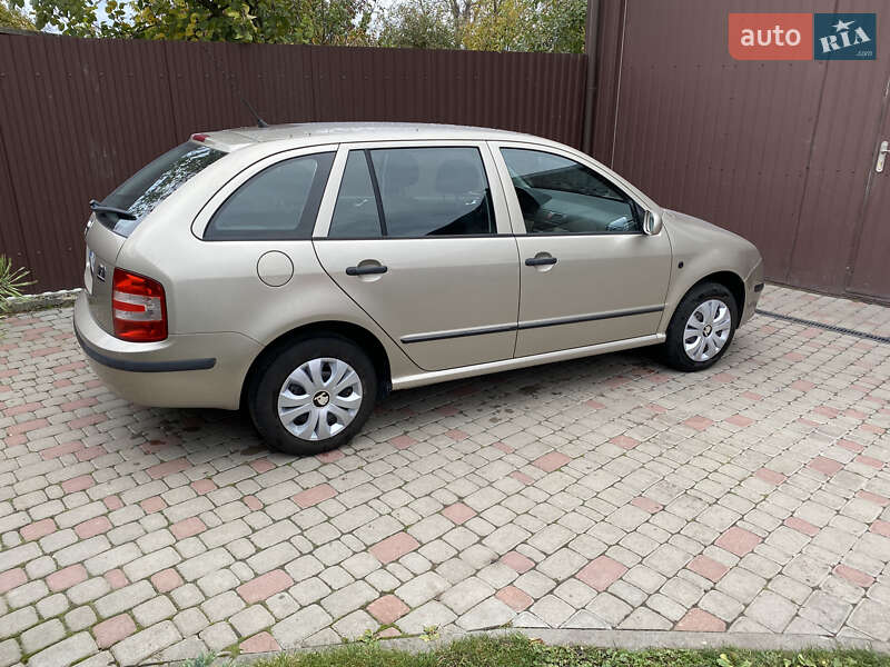 Універсал Skoda Fabia 2005 в Рівному фото 3 Універсал Skoda Fabia 2005 в Рівному
