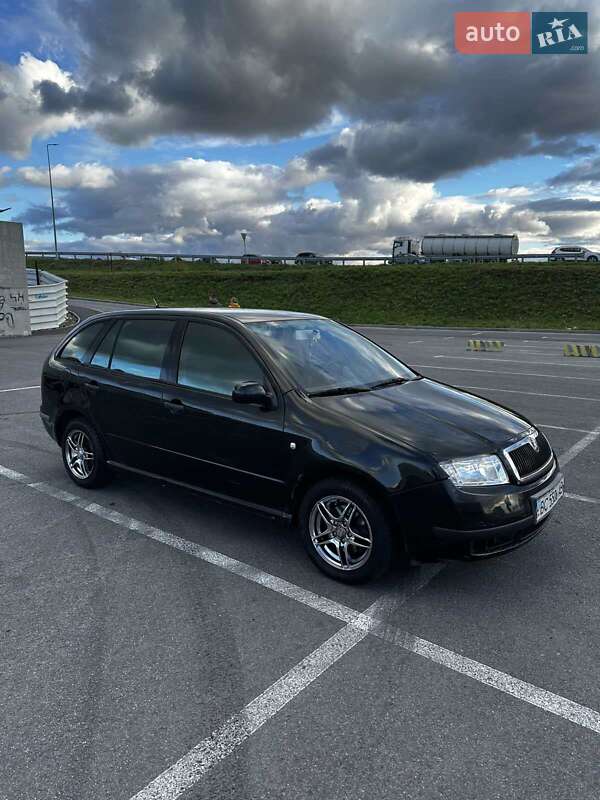 Универсал Skoda Fabia 2002 в Львове фото Универсал Skoda Fabia 2002 в Львове