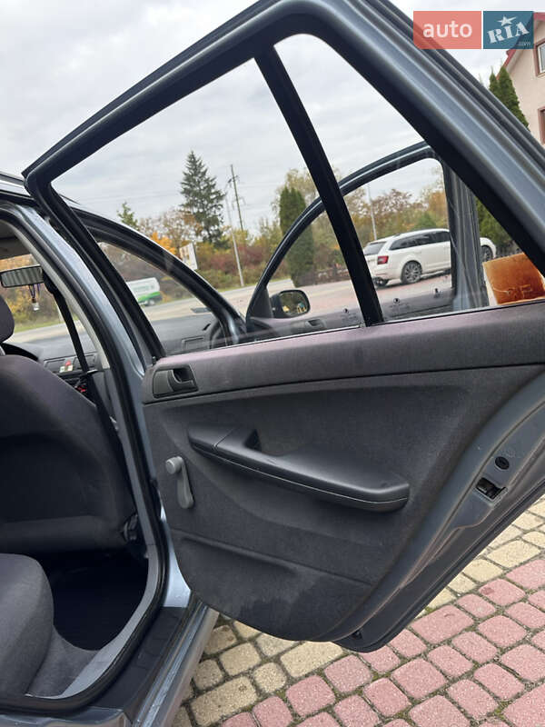 Универсал Skoda Fabia 2002 в Тернополе фото 13 Универсал Skoda Fabia 2002 в Тернополе