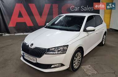 Хэтчбек Skoda Fabia 2020 в Киеве