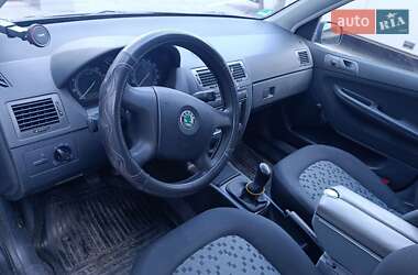 Хетчбек Skoda Fabia 2004 в Рівному