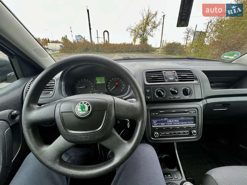 Универсал Skoda Fabia 2011 в Кривом Роге