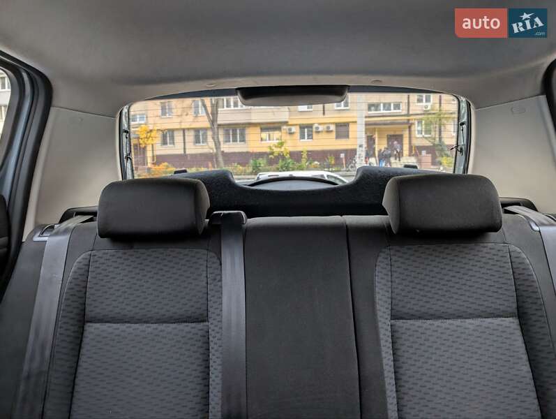 Хэтчбек Skoda Fabia 2010 в Днепре фото 10 Хэтчбек Skoda Fabia 2010 в Днепре