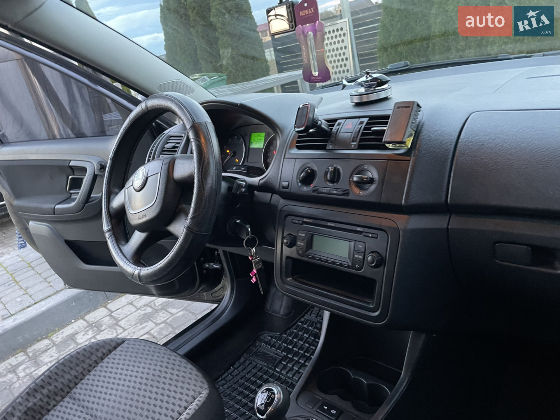 2010 Skoda Fabia - мініатюра 9