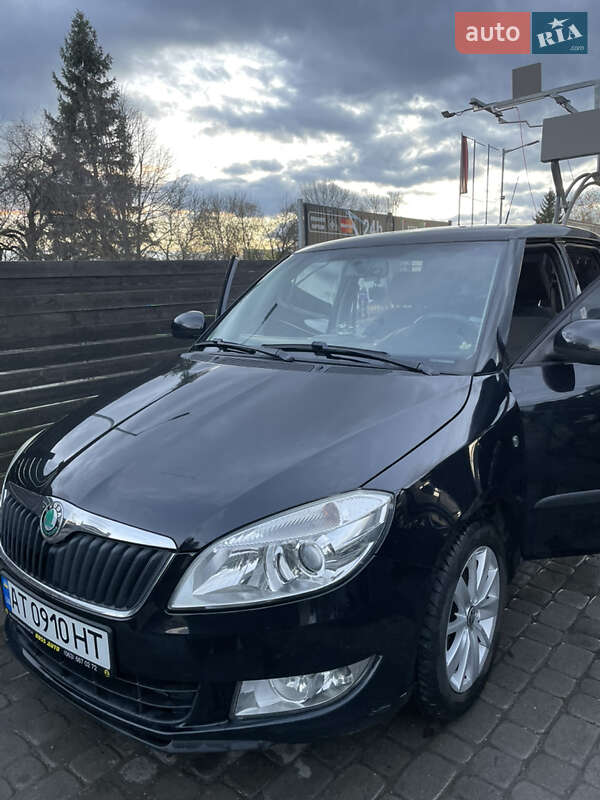 Хэтчбек Skoda Fabia 2010 в Ивано-Франковске