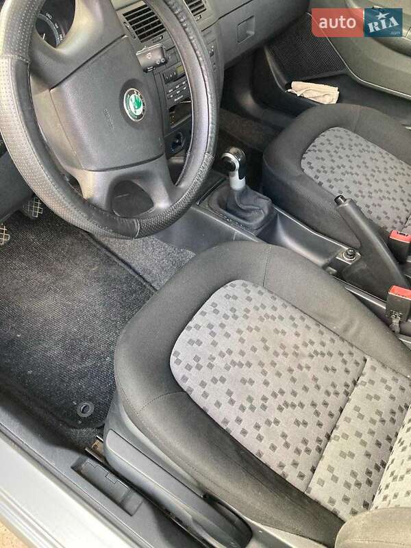 Хэтчбек Skoda Fabia 2007 в Каменском