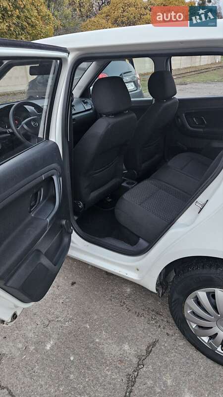 Хэтчбек Skoda Fabia 2013 в Киеве фото 8 Хэтчбек Skoda Fabia 2013 в Киеве