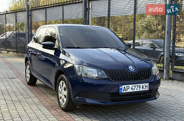 Хэтчбек Skoda Fabia 2017 в Запорожье