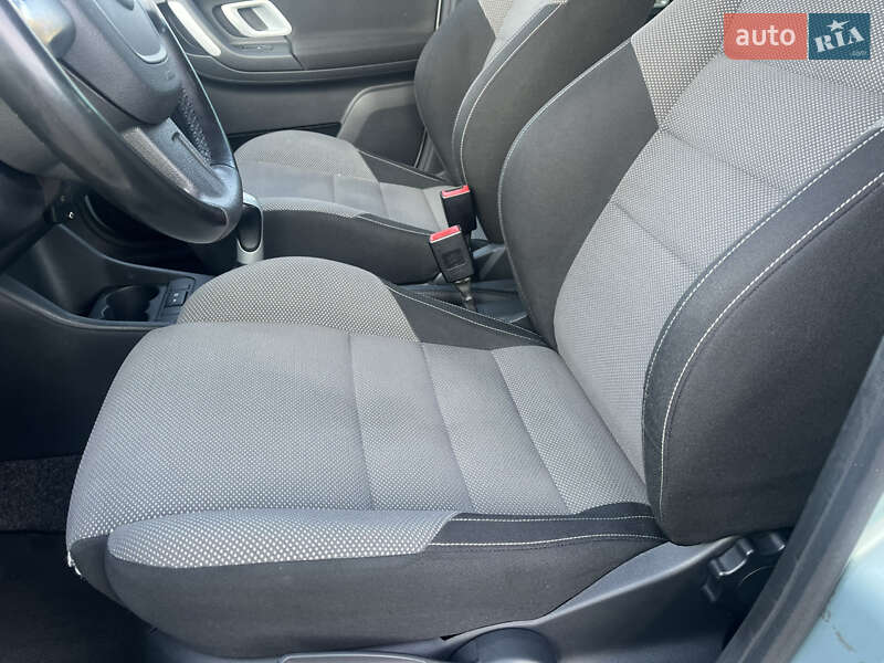 Хэтчбек Skoda Fabia 2010 в Ахтырке фото 59 Хэтчбек Skoda Fabia 2010 в Ахтырке