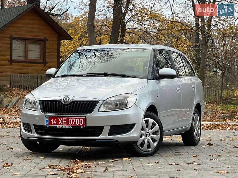 Skoda Fabia 2011 Skoda Fabia 2011