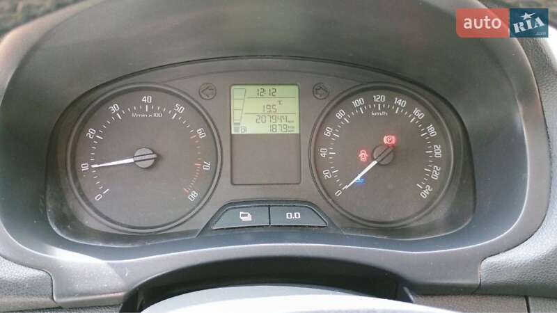 Хэтчбек Skoda Fabia 2012 в Львове фото 8 Хэтчбек Skoda Fabia 2012 в Львове