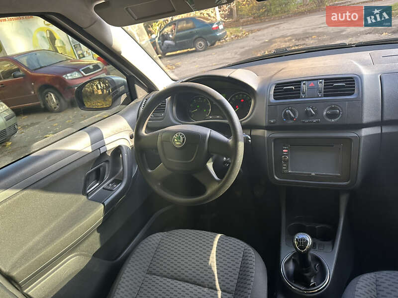 Хэтчбек Skoda Fabia 2011 в Киеве фото 23 Хэтчбек Skoda Fabia 2011 в Киеве