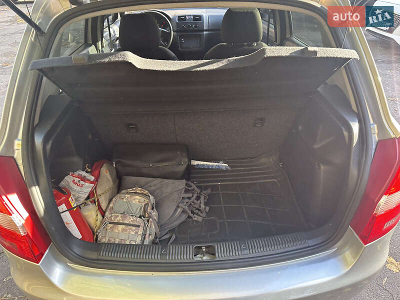 Хэтчбек Skoda Fabia 2011 в Киеве фото 35 Хэтчбек Skoda Fabia 2011 в Киеве
