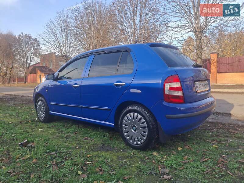 Хетчбек Skoda Fabia 2006 в Носівці
