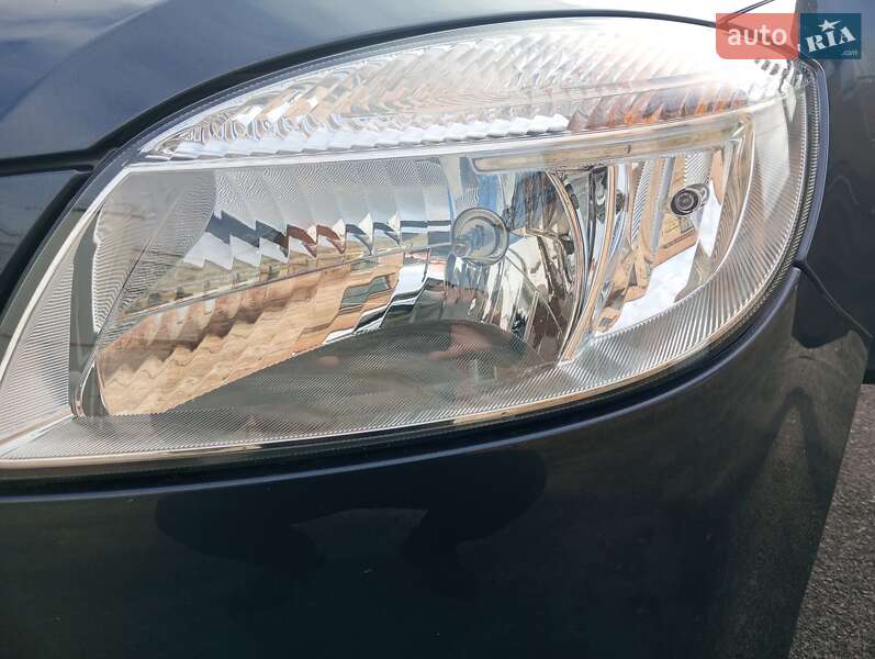 Універсал Skoda Fabia 2009 в Чернігові фото 11 Універсал Skoda Fabia 2009 в Чернігові