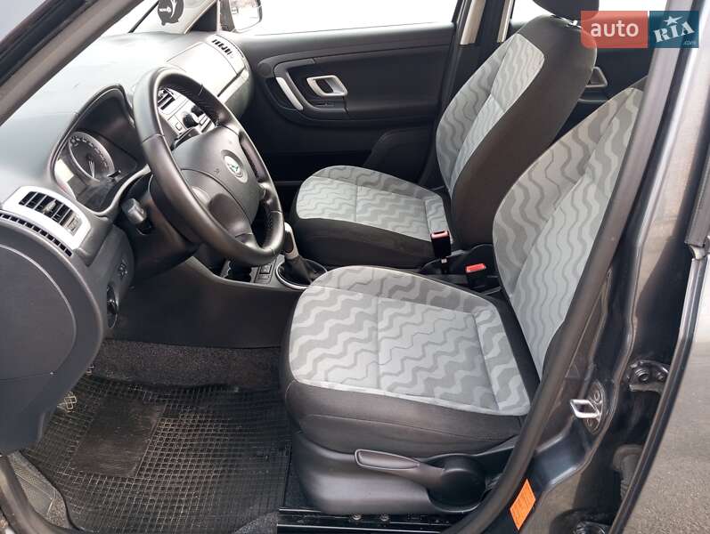 Універсал Skoda Fabia 2009 в Чернігові фото 22 Універсал Skoda Fabia 2009 в Чернігові