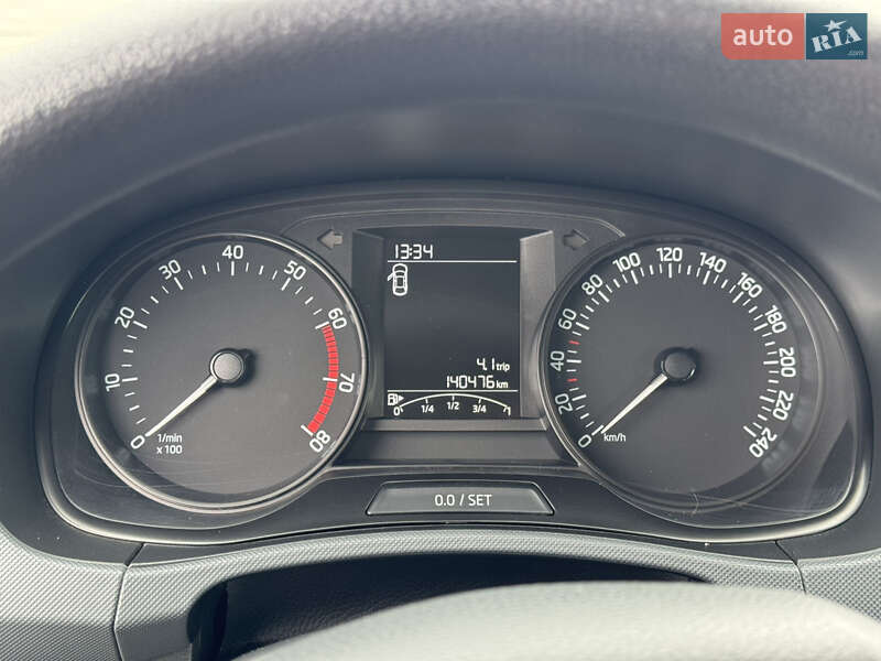 Універсал Skoda Fabia 2016 в Дніпрі