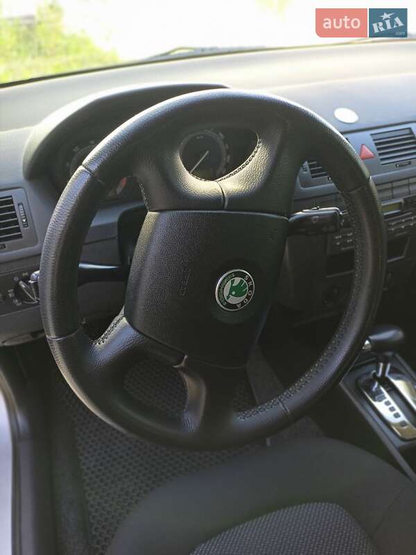 Хэтчбек Skoda Fabia 2007 в Черновцах