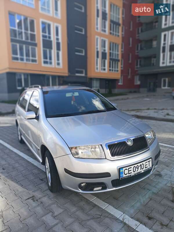 Хэтчбек Skoda Fabia 2007 в Черновцах