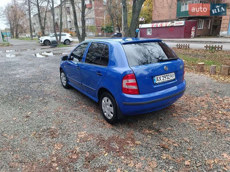 Хэтчбек Skoda Fabia 2006 в Харькове