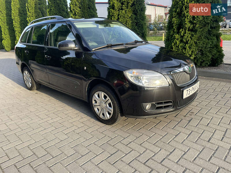 Универсал Skoda Fabia 2008 в Городке