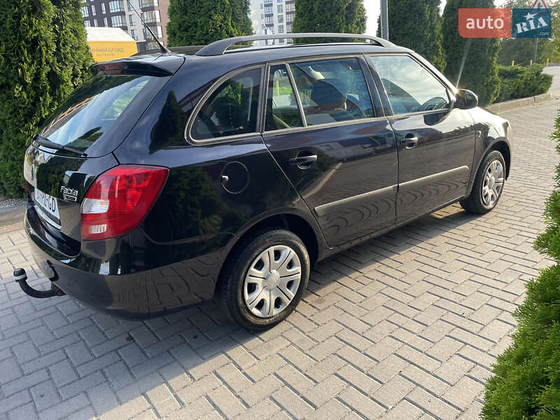 Универсал Skoda Fabia 2008 в Городке