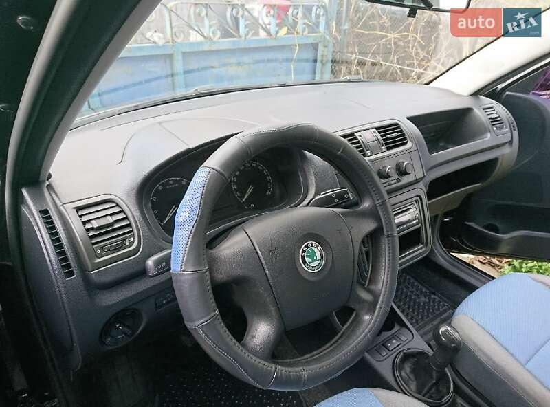 Хэтчбек Skoda Fabia 2008 в Миргороде