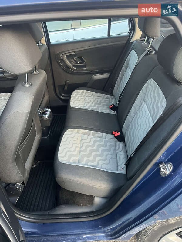 Универсал Skoda Fabia 2012 в Умани фото 6 Универсал Skoda Fabia 2012 в Умани