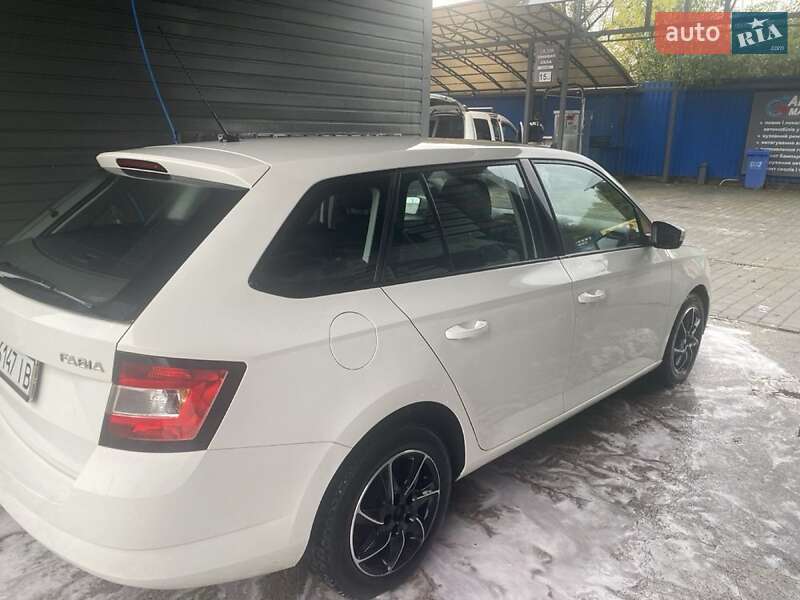 Универсал Skoda Fabia 2015 в Коломые