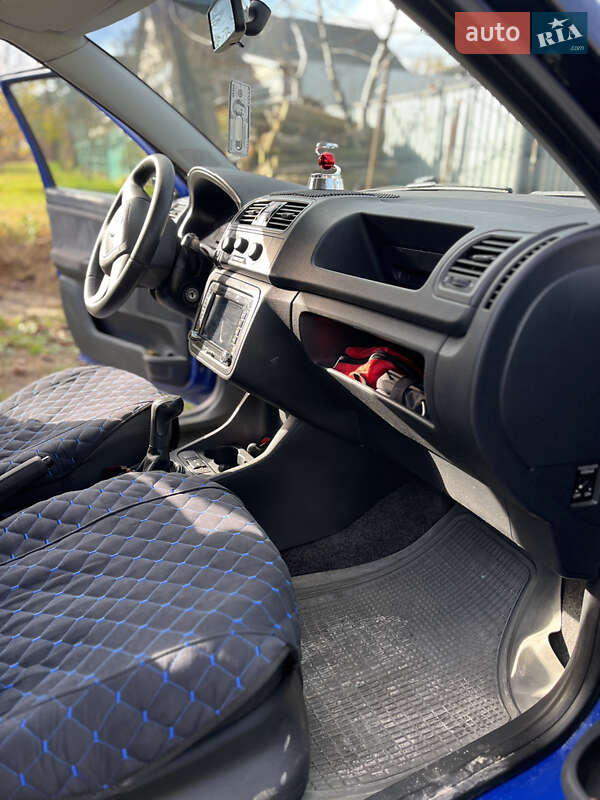 Хэтчбек Skoda Fabia 2010 в Каменец-Подольском