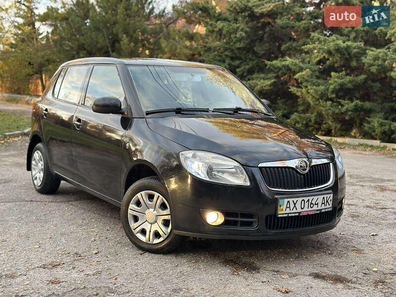 Хэтчбек Skoda Fabia 2007 в Харькове
