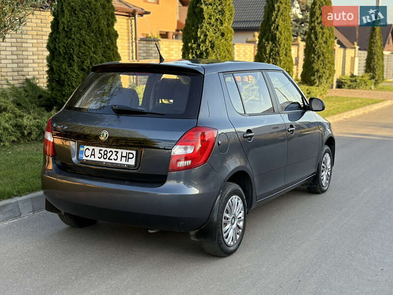 Хэтчбек Skoda Fabia 2008 в Киеве