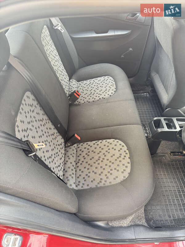 Хэтчбек Skoda Fabia 2006 в Хмельницком фото 9 Хэтчбек Skoda Fabia 2006 в Хмельницком