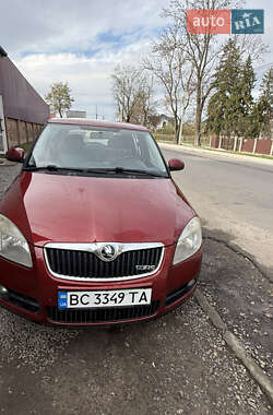 Хэтчбек Skoda Fabia 2008 в Яворове