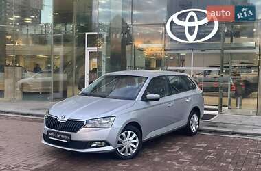 Универсал Skoda Fabia 2020 в Киеве