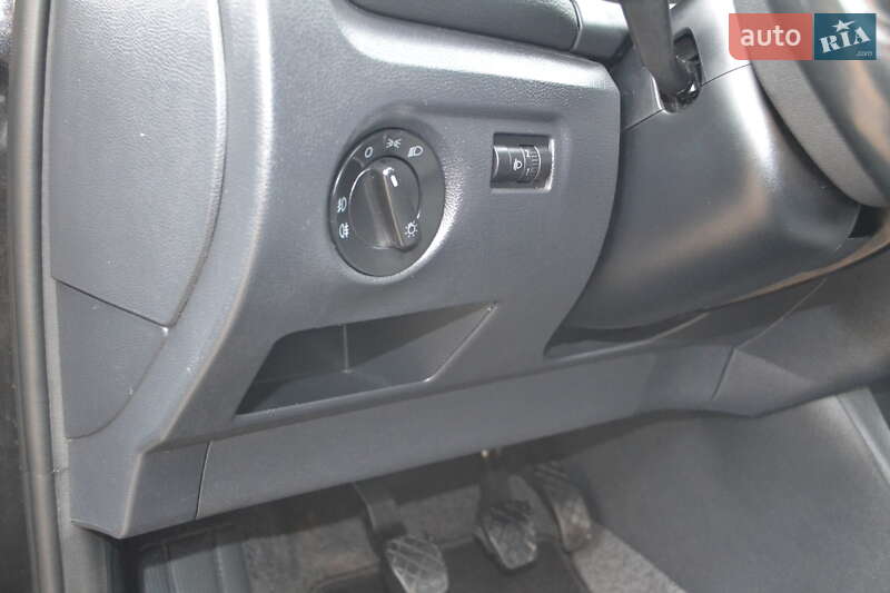 Хэтчбек Skoda Fabia 2008 в Киеве