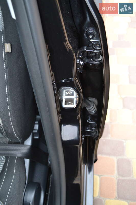 Хэтчбек Skoda Fabia 2008 в Киеве