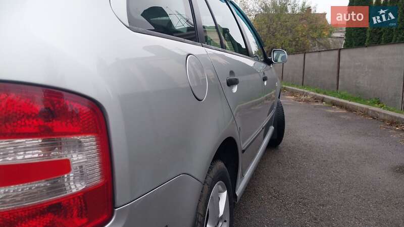 Універсал Skoda Fabia 2004 в Чернігові фото 16 Універсал Skoda Fabia 2004 в Чернігові