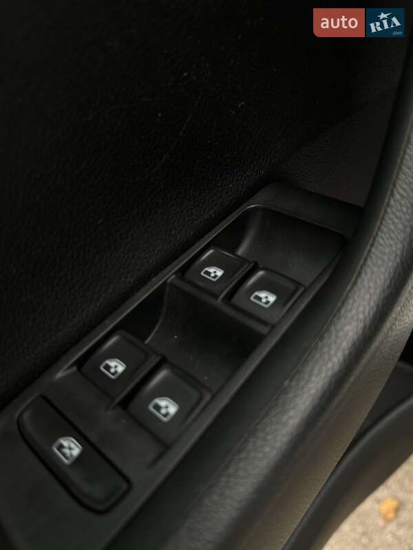 Хэтчбек Skoda Fabia 2019 в Сумах