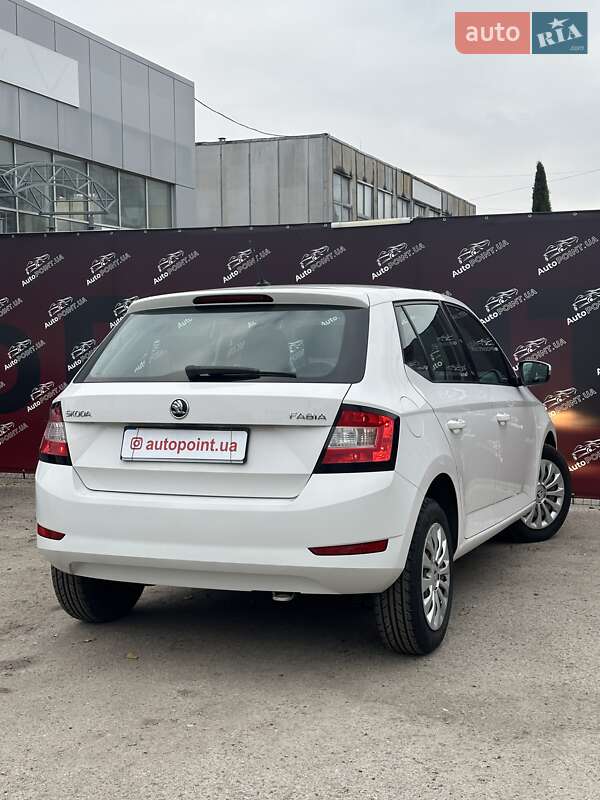 Хэтчбек Skoda Fabia 2019 в Сумах