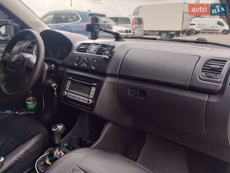 Хэтчбек Skoda Fabia 2011 в Львове фото 7 Хэтчбек Skoda Fabia 2011 в Львове