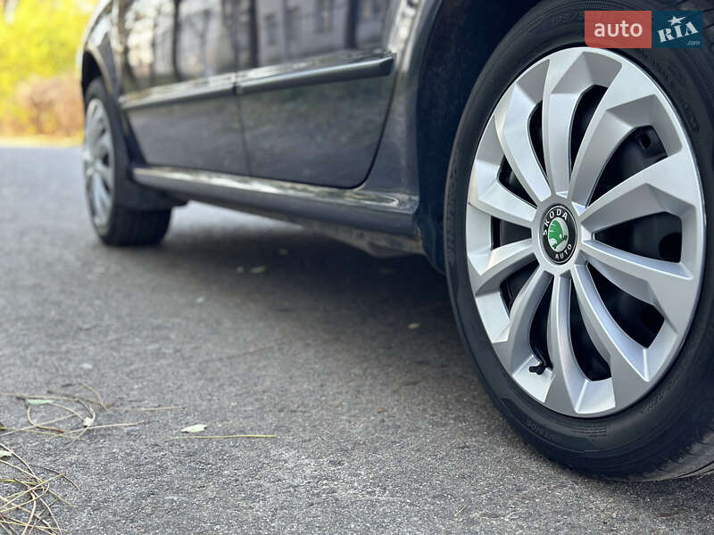 Универсал Skoda Fabia 2004 в Шостке