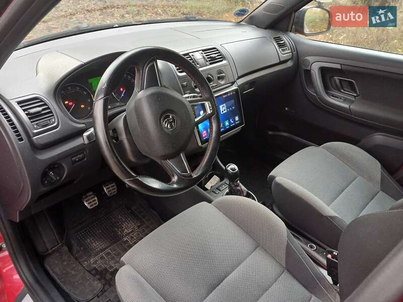 Универсал Skoda Fabia 2014 в Киеве фото 6 Универсал Skoda Fabia 2014 в Киеве
