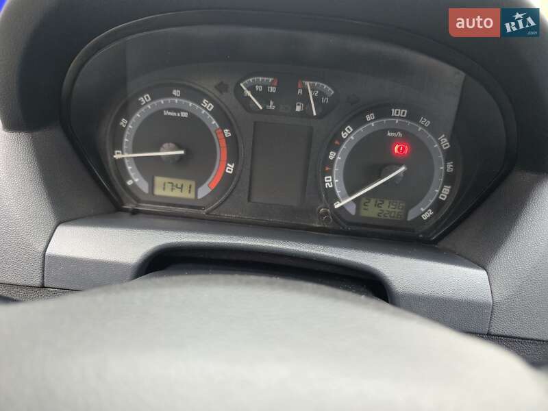 Хетчбек Skoda Fabia 2005 в Харкові