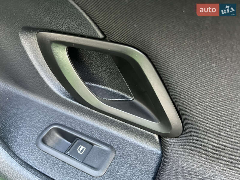 Хетчбек Skoda Fabia 2011 в Луцьку фото 113 Хетчбек Skoda Fabia 2011 в Луцьку