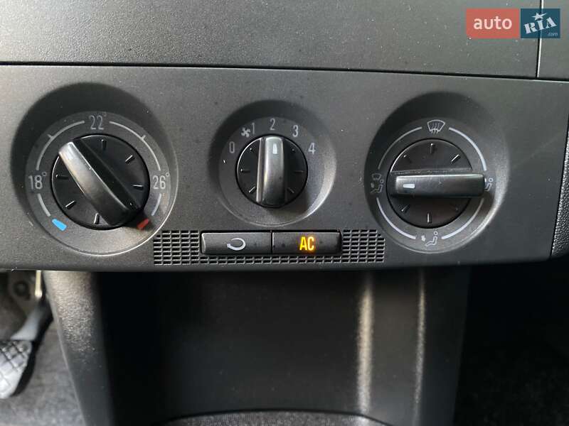 Универсал Skoda Fabia 2005 в Ивано-Франковске